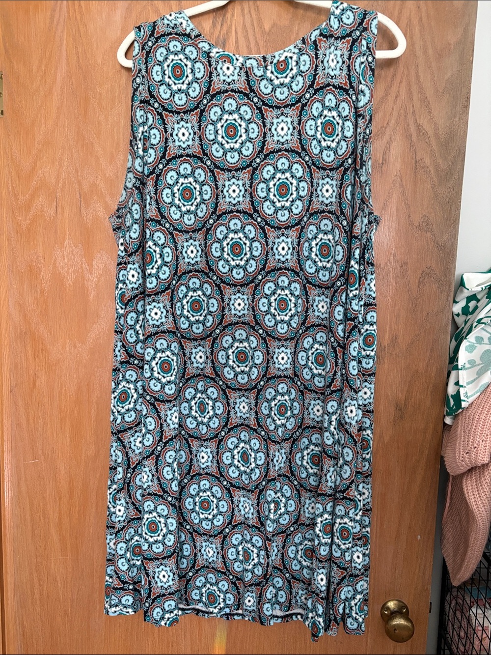 LOFT Sleeveless Medallion Print Swing Dress in Teal, Black, White
